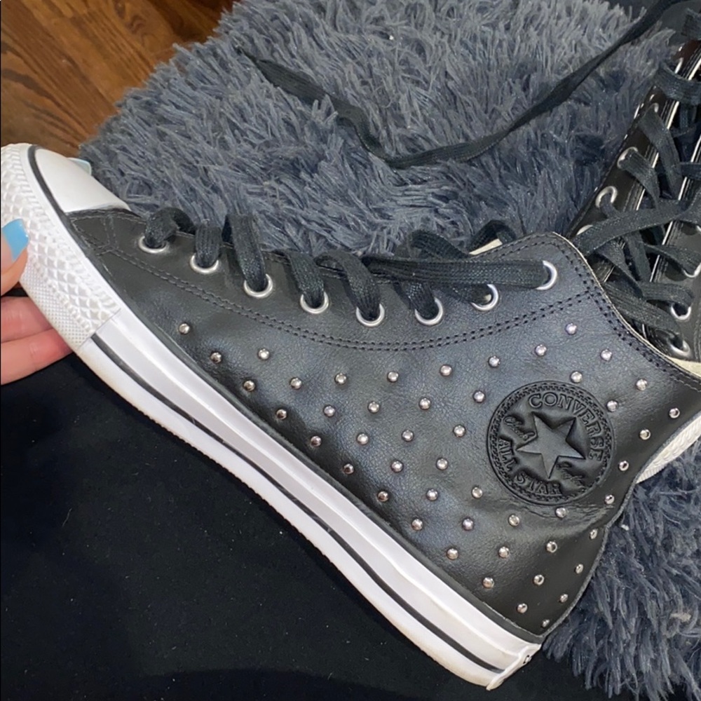 Women high top studded converse